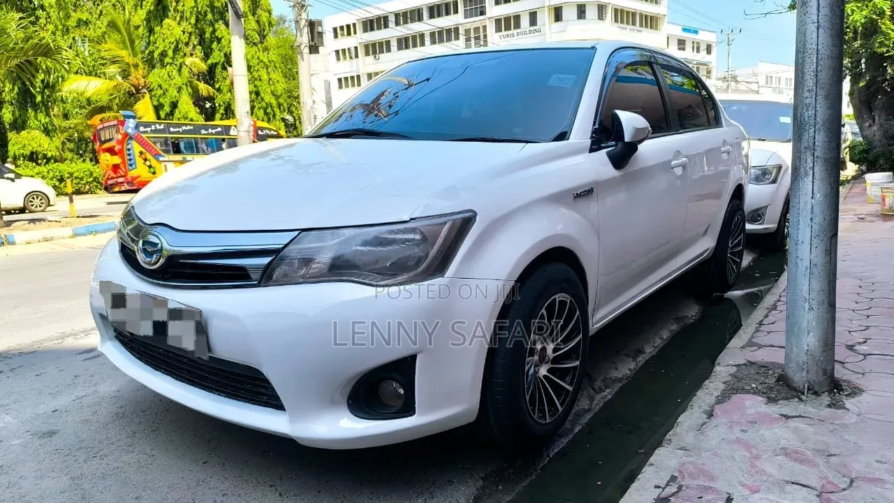 Toyota Axio 2014 White