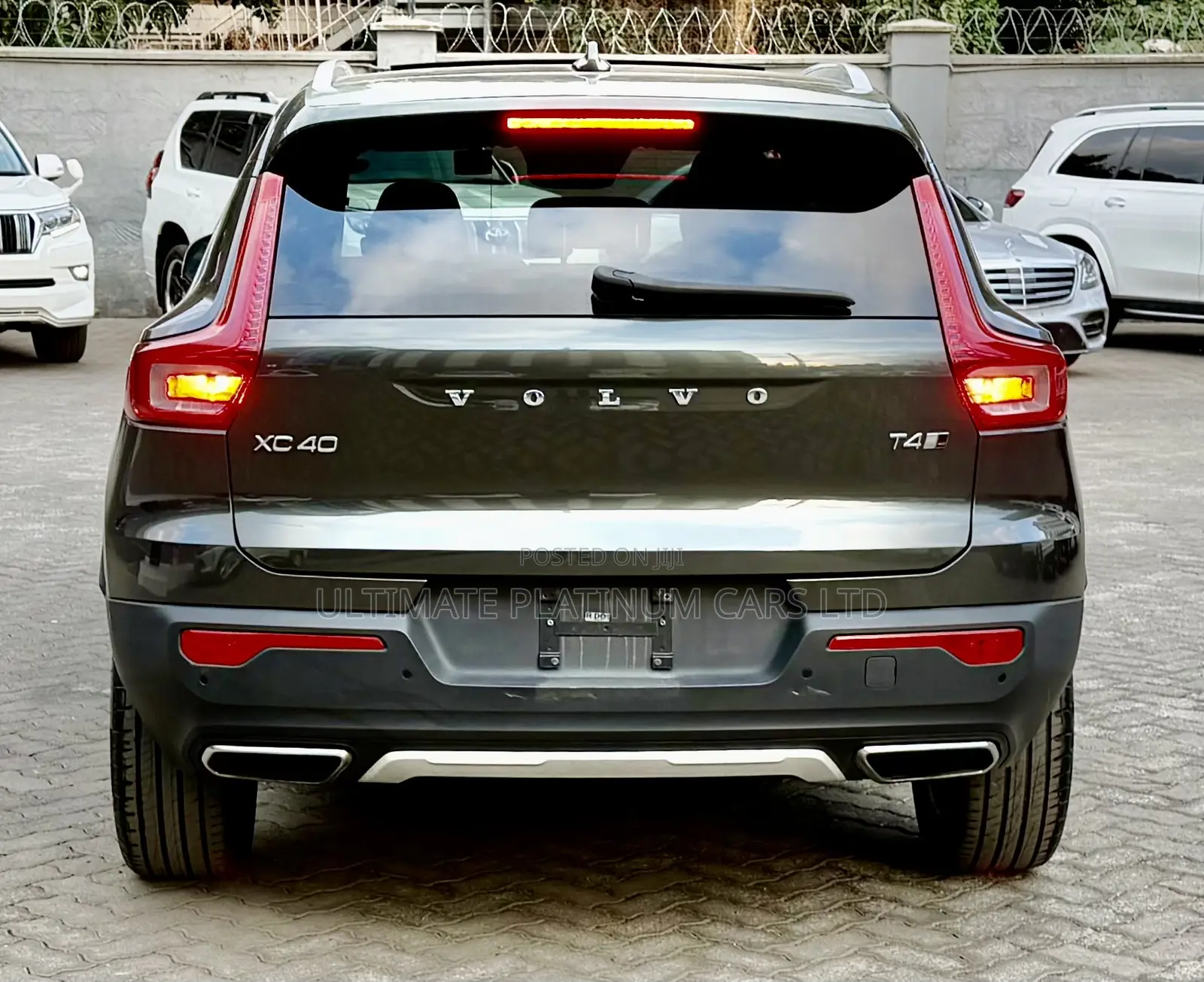 Volvo V40 2019 Gray