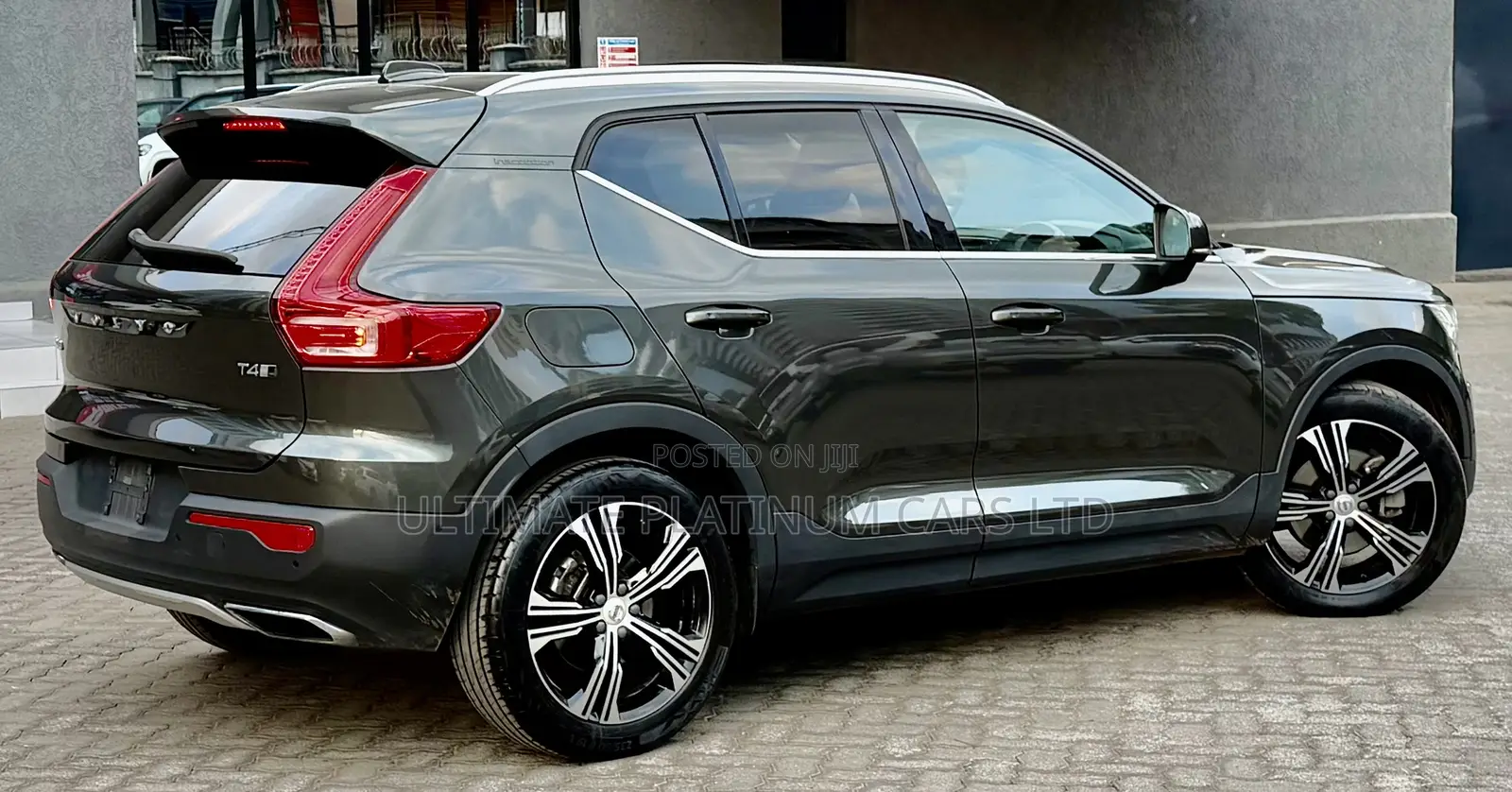 Volvo V40 2019 Gray
