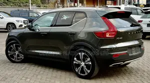 Volvo V40 2019 Gray