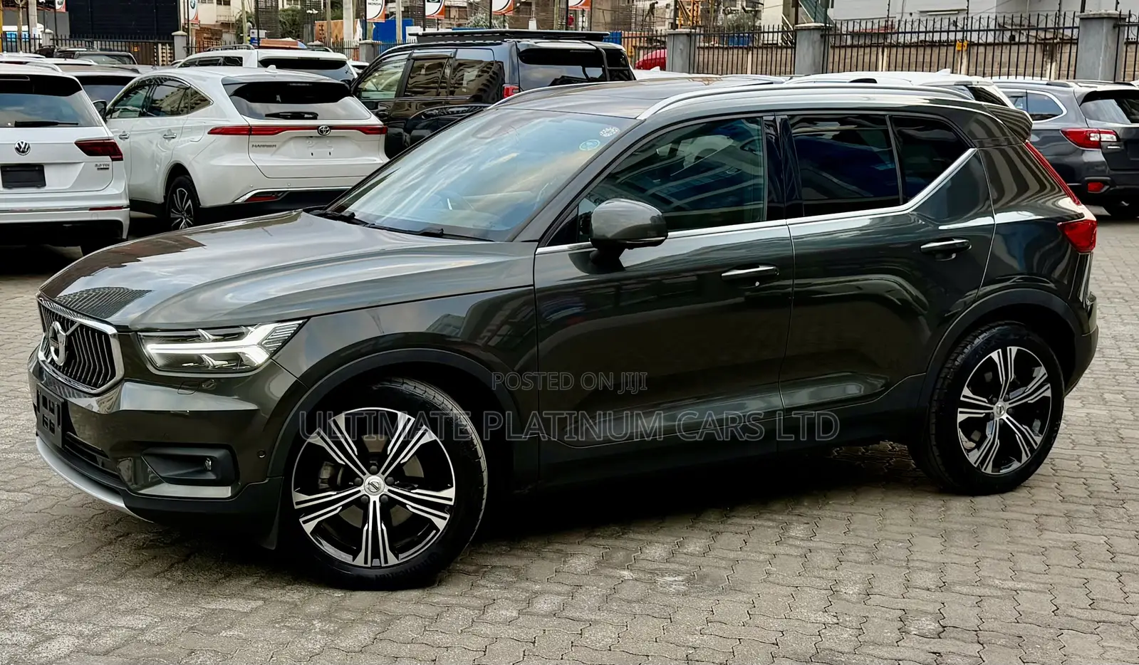Volvo V40 2019 Gray
