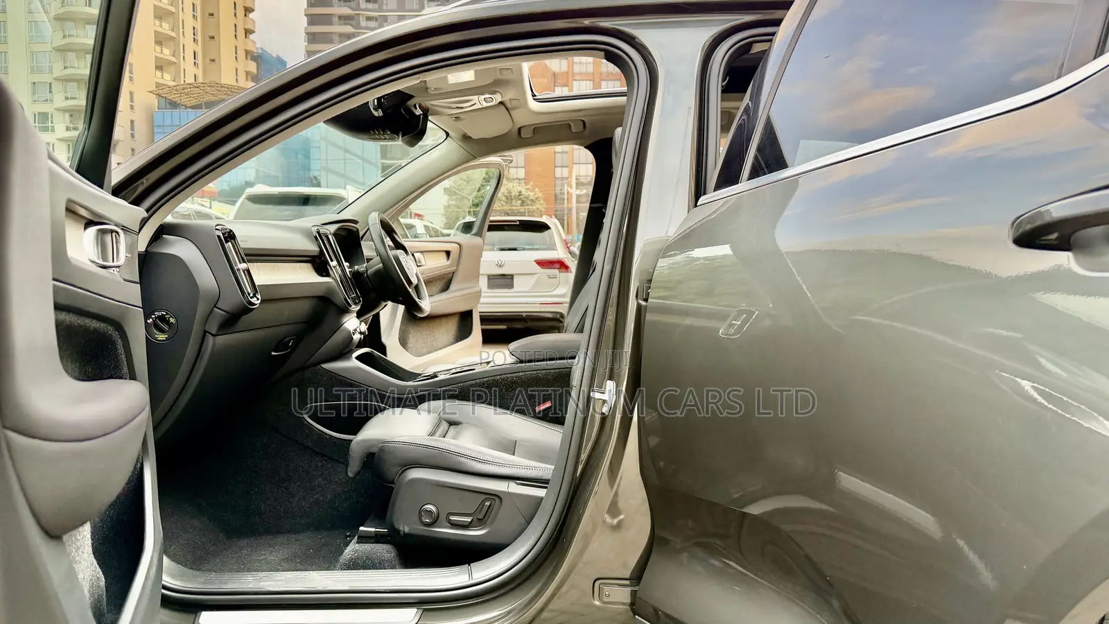 Volvo V40 2019 Gray