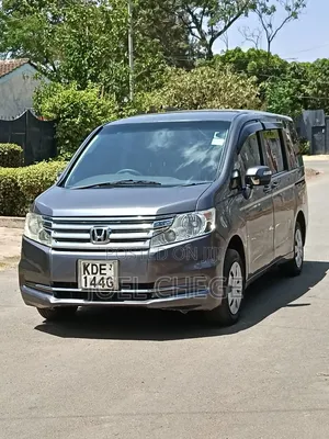 Honda Stepwgn 2014 Brown