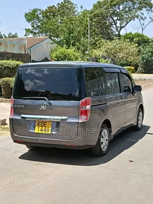 Honda Stepwgn 2014 Brown