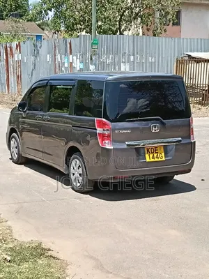 Honda Stepwgn 2014 Brown