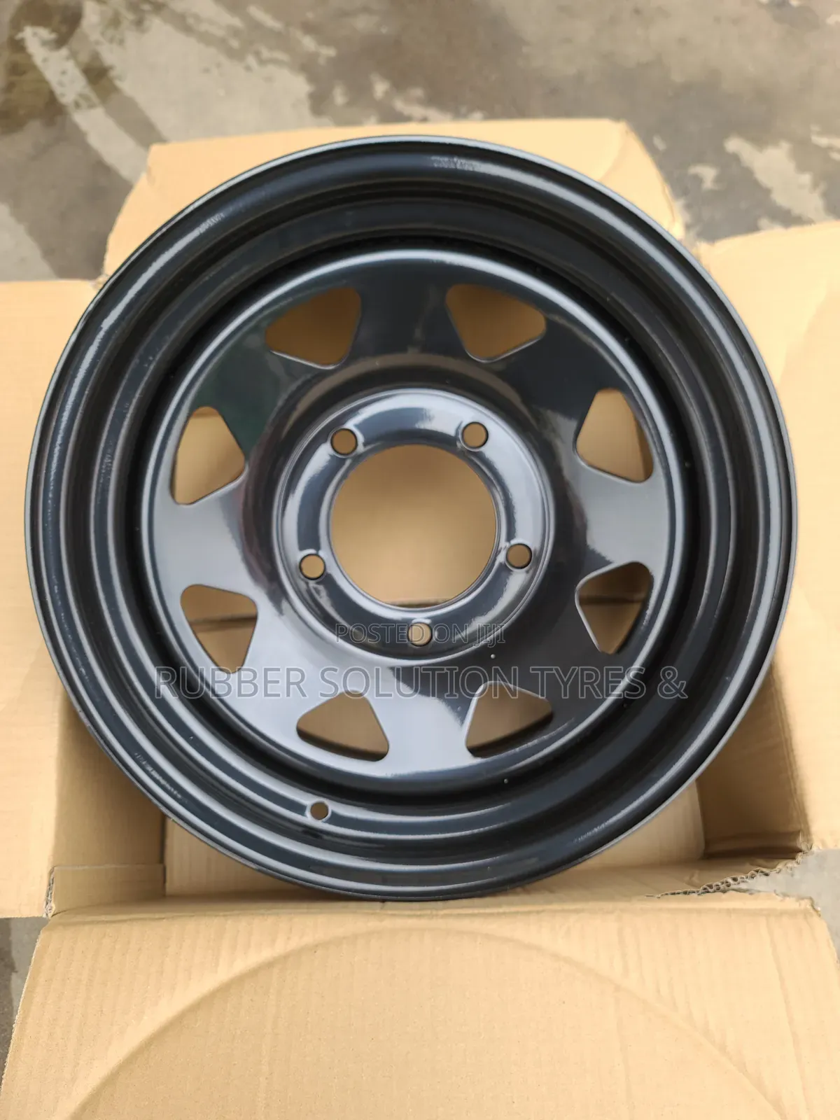 Rims Size 16 Hinches 5 Holes 7 J Steel Rims for Landcruiser