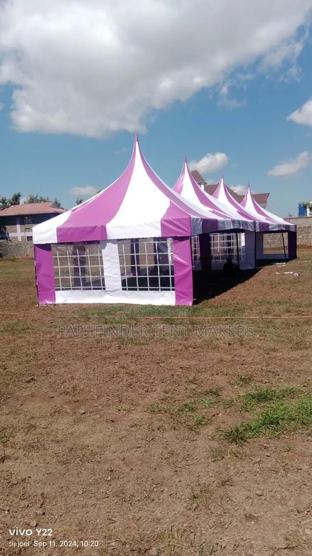 100 Seater Pyramid Tent- Purple/White