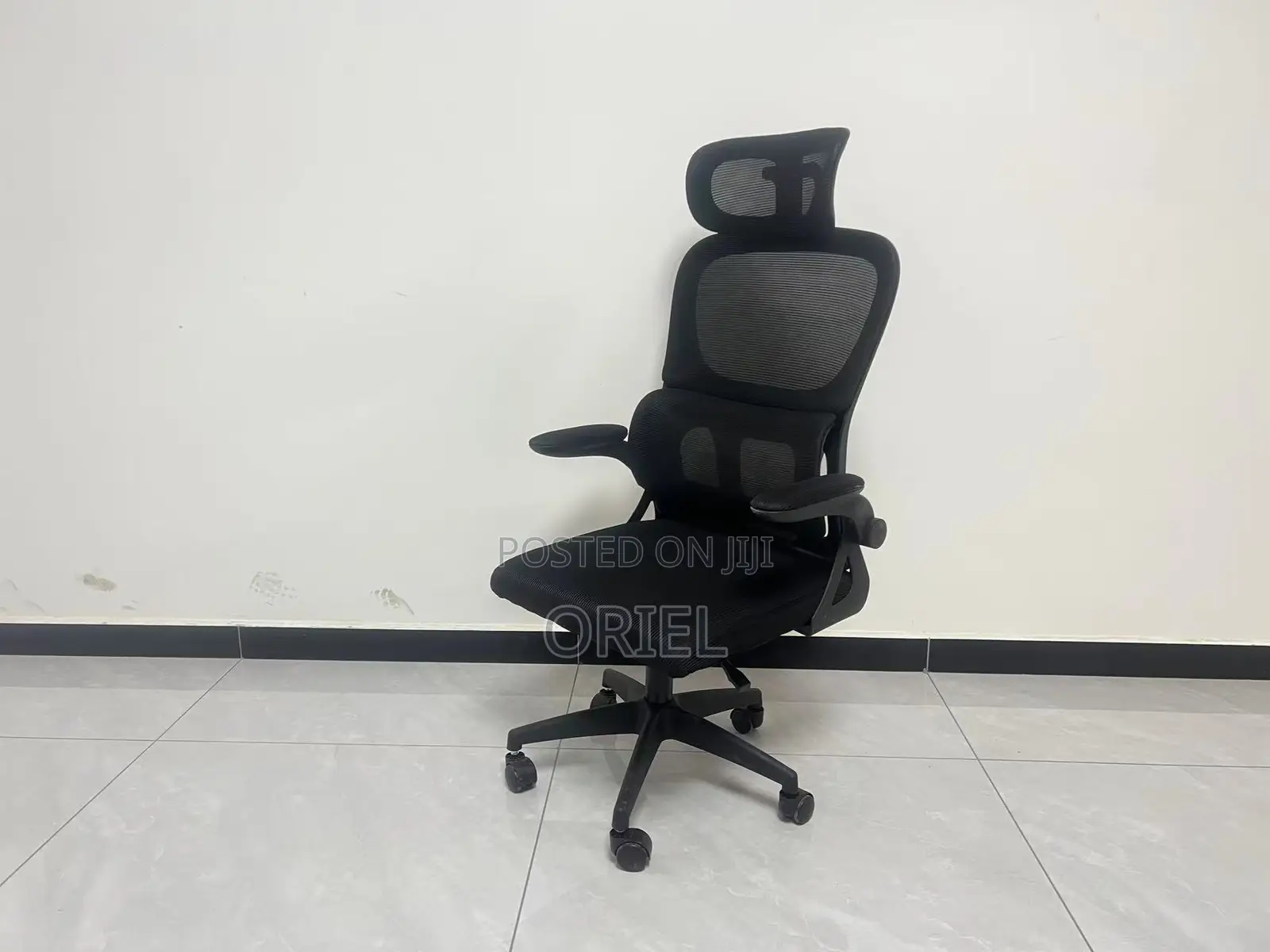 Office Chair : Adjustable Swivel High Back Ergonomic Chair