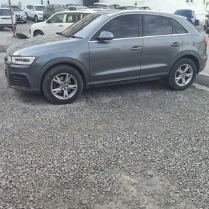 Audi Q3 2017 Gray