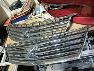 Toyota Mark X Front Grill 2005