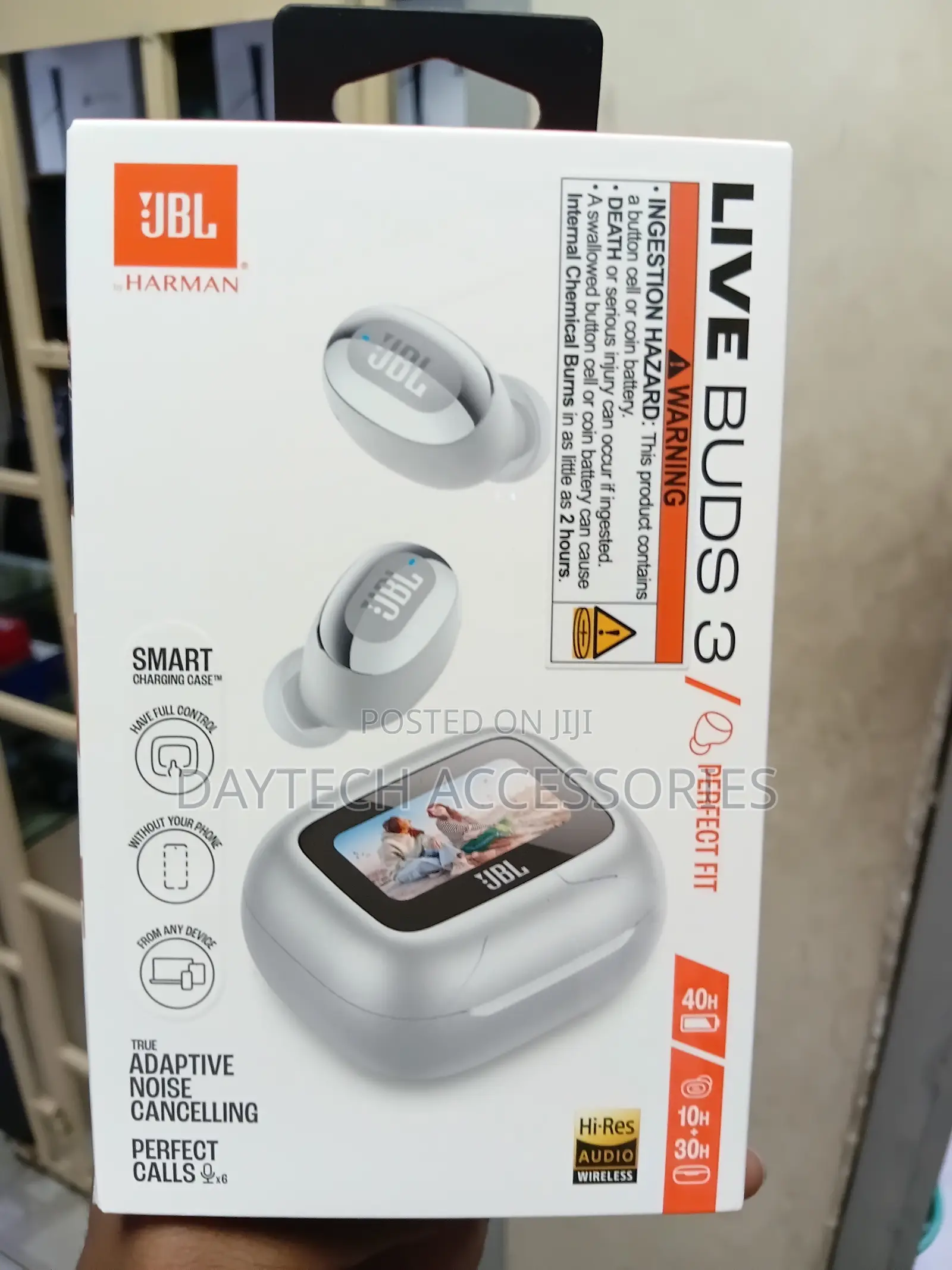 JBL Live Buds 3 Earbuds Silver-Colored Design and Smart Charging Case.