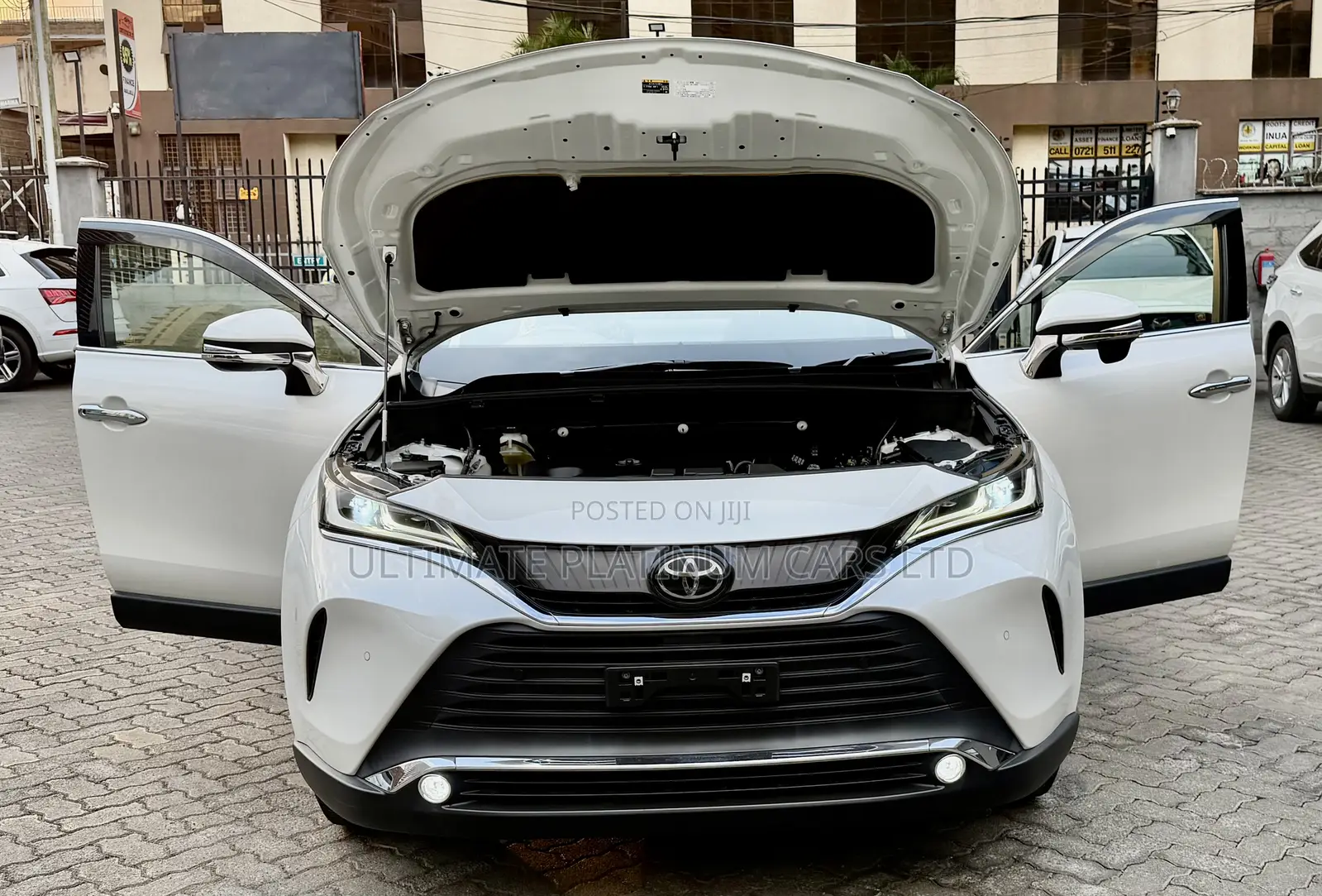 Toyota Harrier 2.0 2020 White