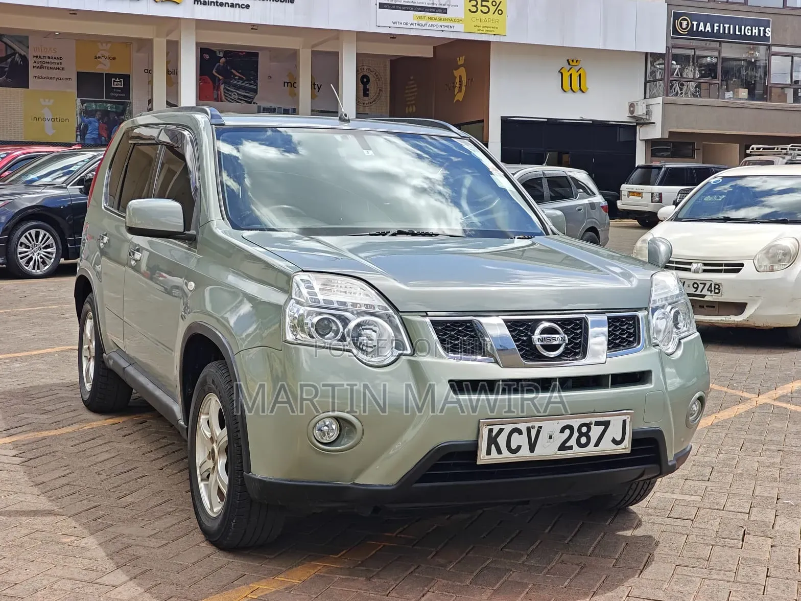 Nissan X-Trail 2013 Green
