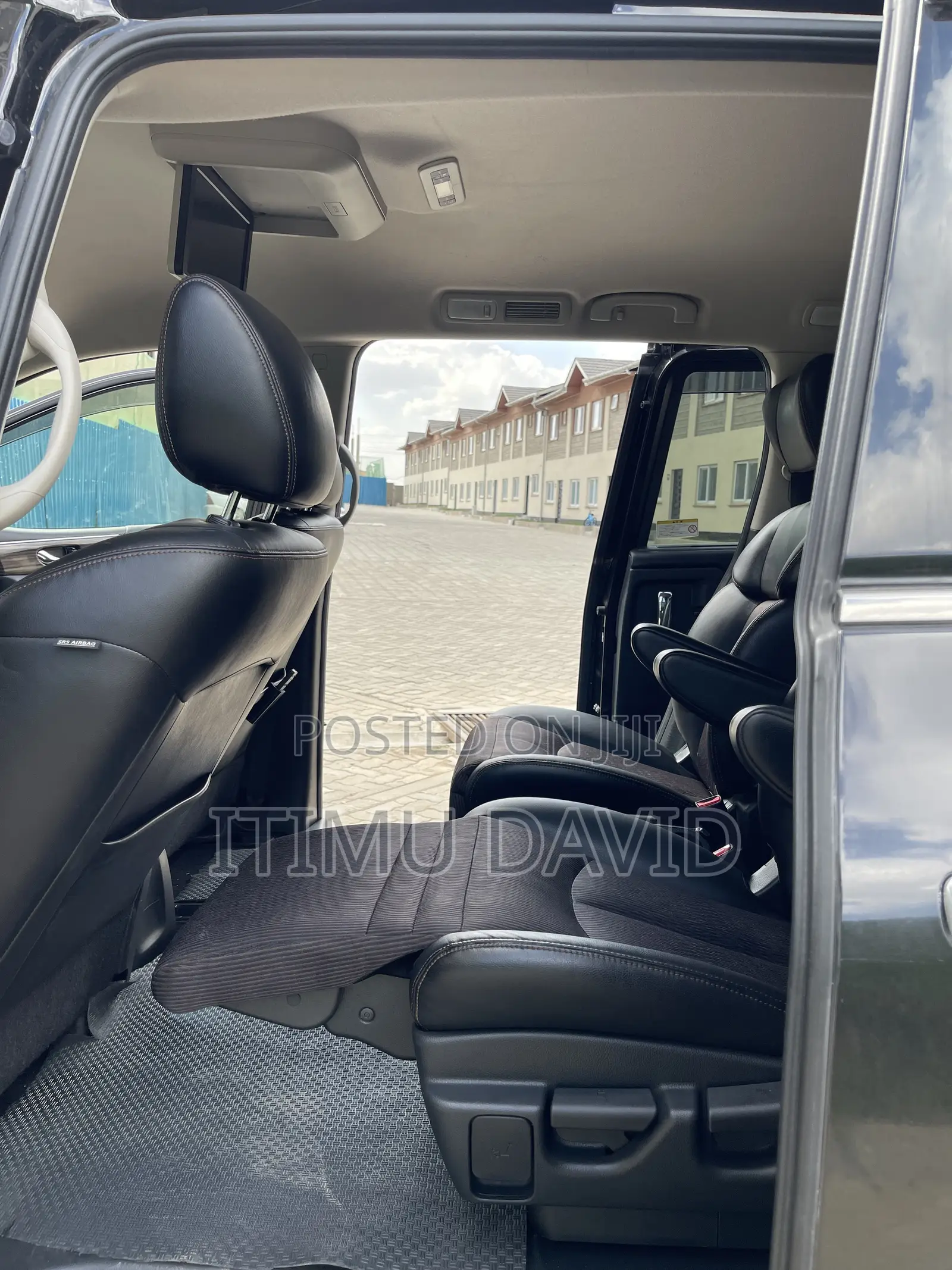 Premium 7 Seater for Hire