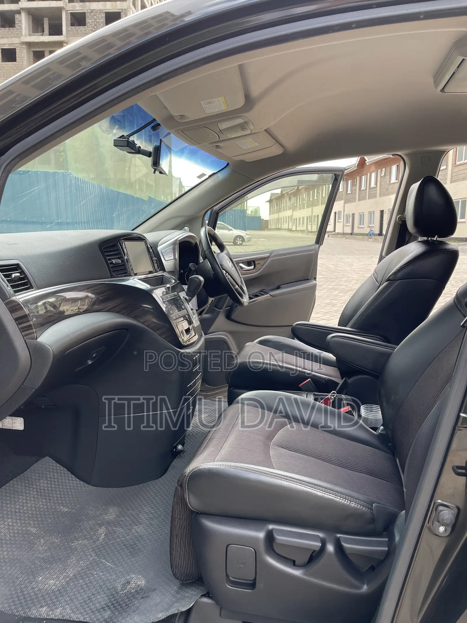 Premium 7 Seater for Hire