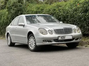 Mercedes-Benz E200 2006 Silver