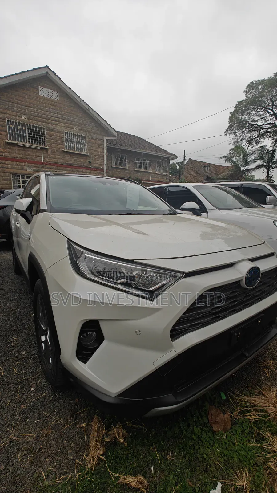 Toyota RAV4 Hybrid 2019 White