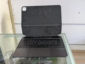 Apple M4 M5 Magic Keyboard 13 Inches Brand New