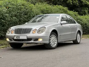 Mercedes-Benz E200 2006 Silver