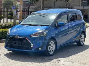 Toyota Sienta 2019 Blue