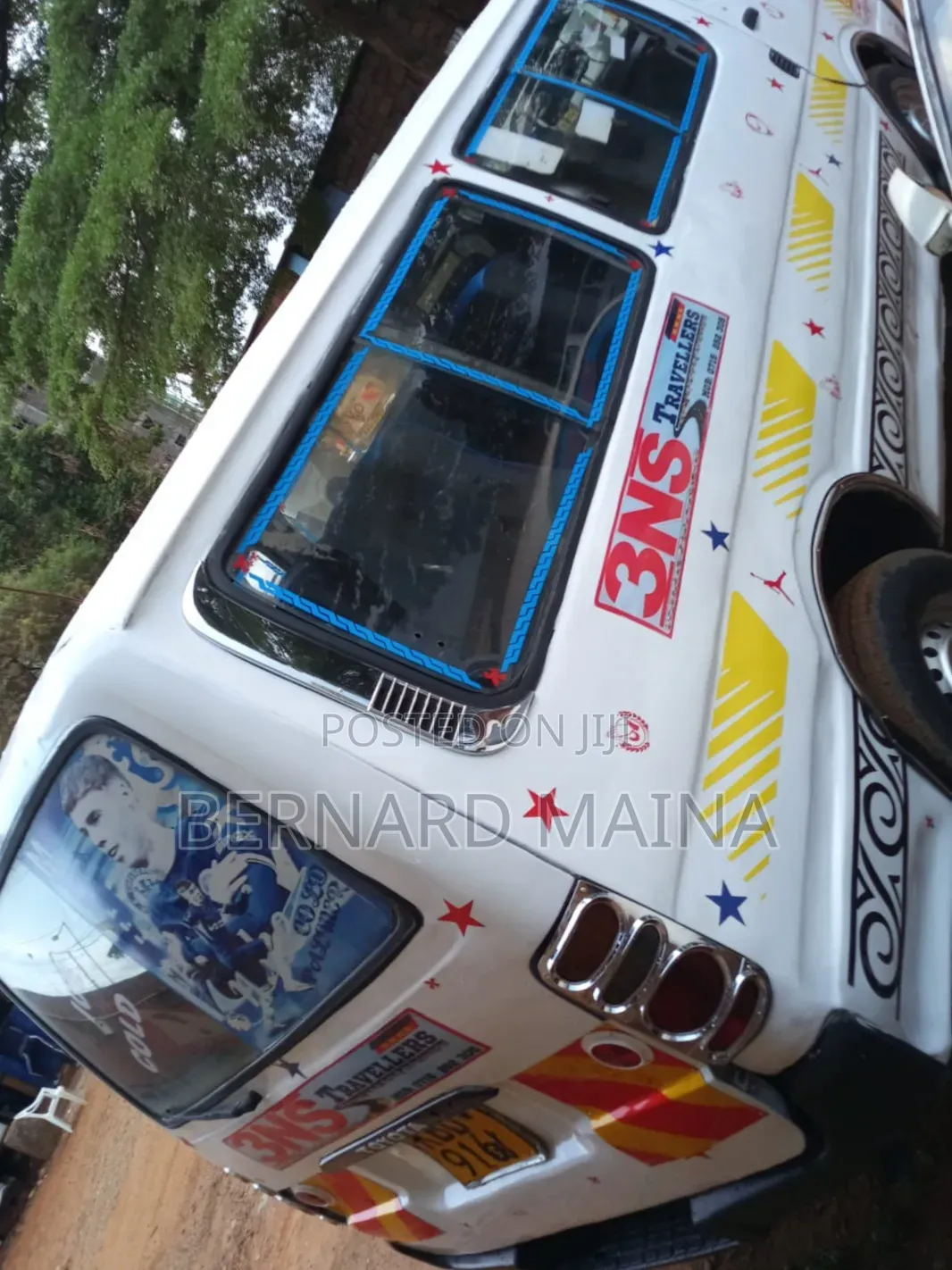 Toyota HiAce 2006 White