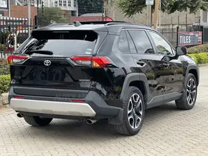 Toyota RAV4 Adventure 2019 Black