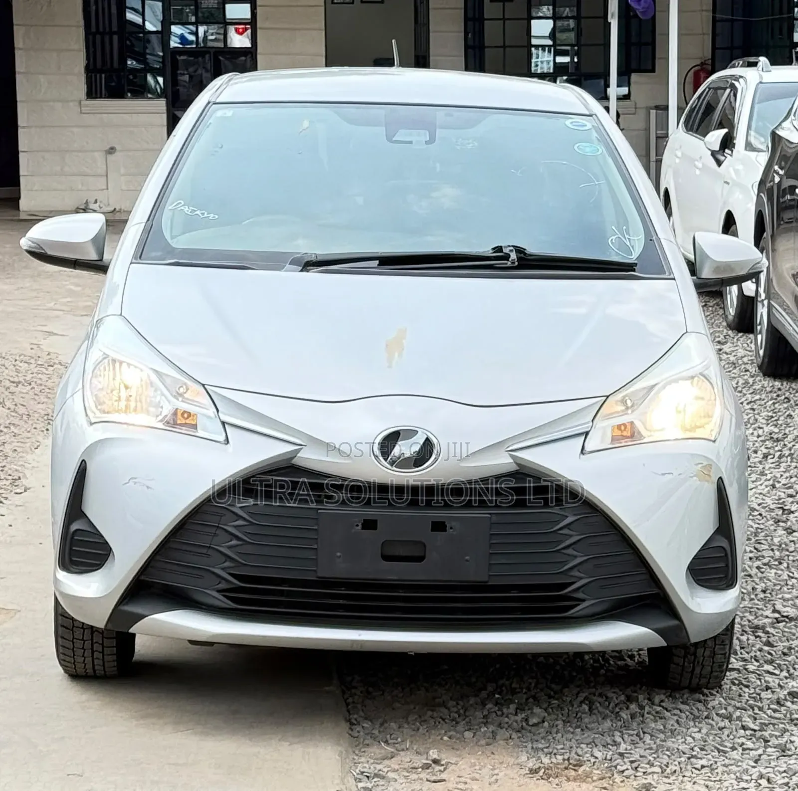 Toyota Vitz 2019 Pearl
