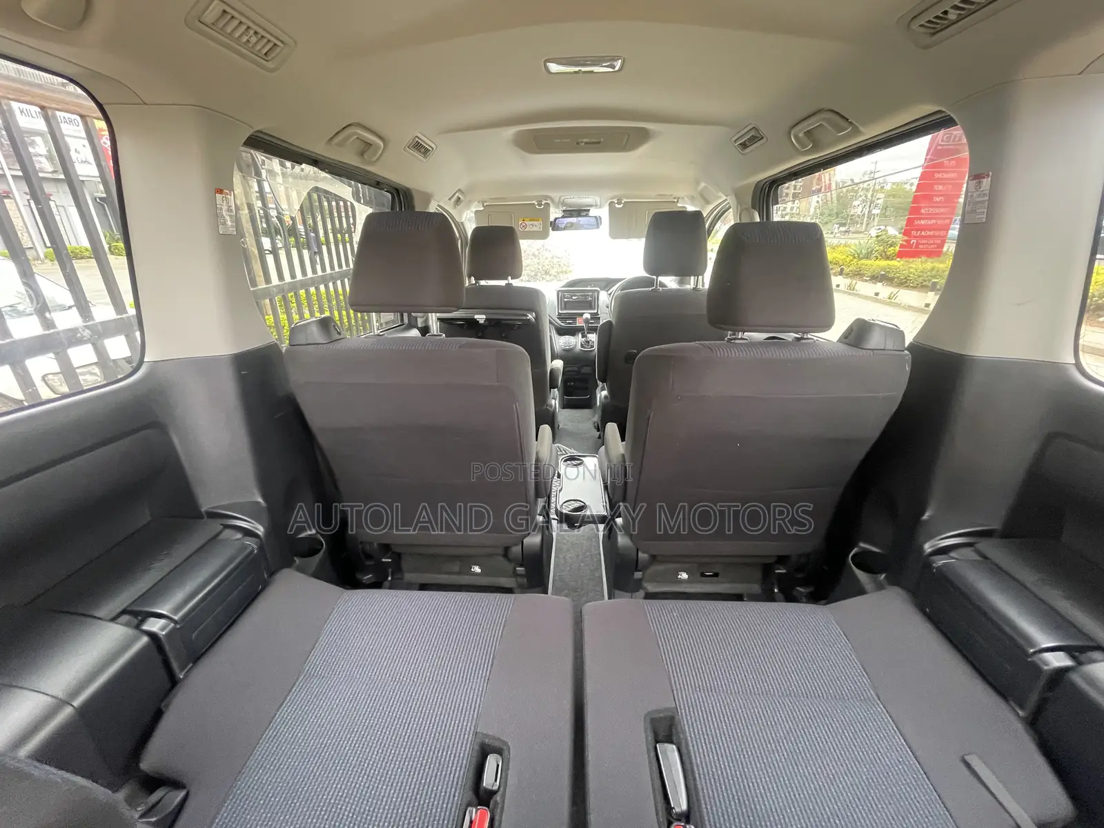 Toyota Voxy 2020 Gold