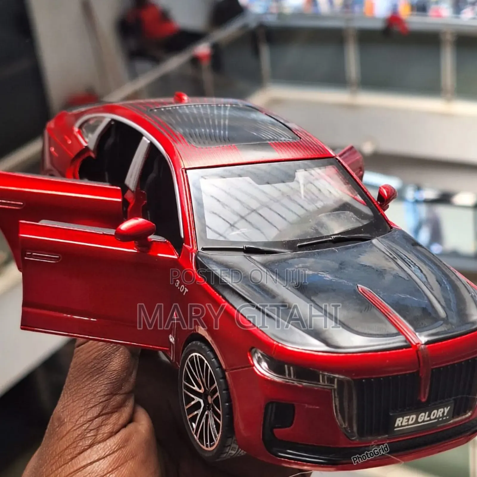 Diecast Metal Model of a Mercedes-Maybach S600