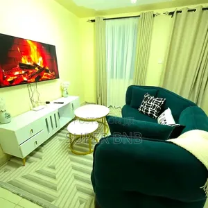Spacious 1-Bedroom Airbnb – Utawala
Opposite Wallet Club, Utawala