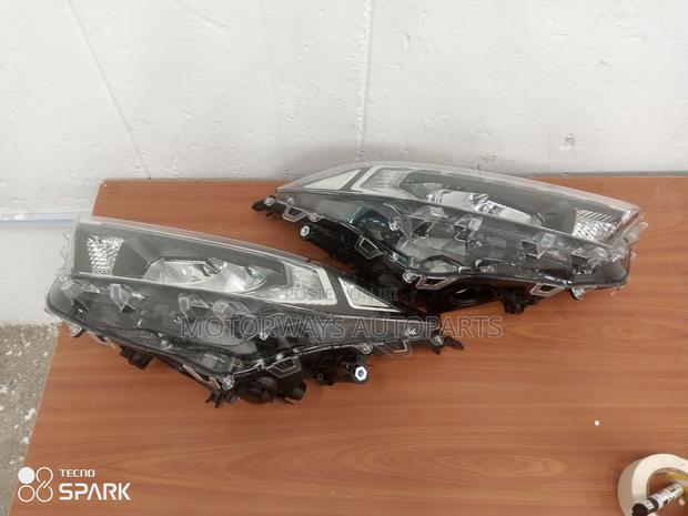 Headlights Toyota Rav4 2019-2022 - thumbnail 2