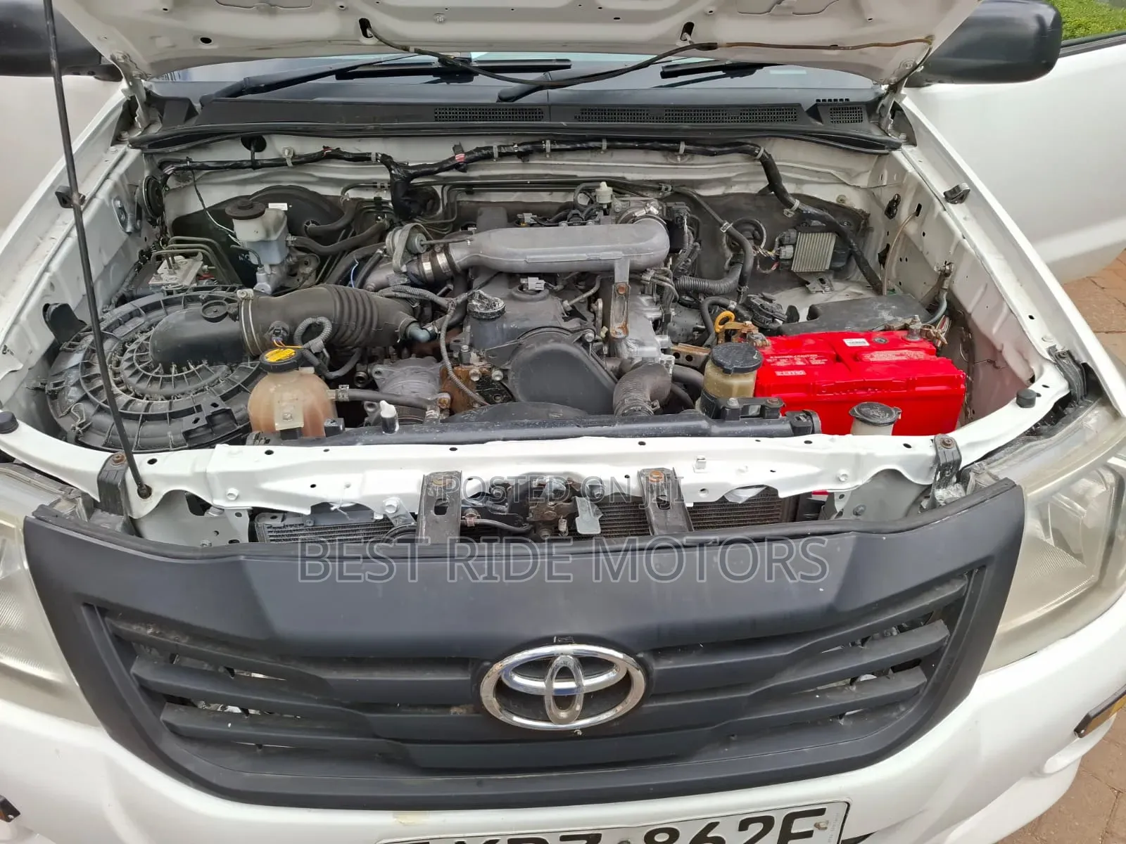 Toyota Hilux 2014 Pearl