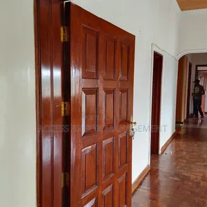 3bdrm Apartment in Denis Pritt Rd Near, Nairobi Central for rent