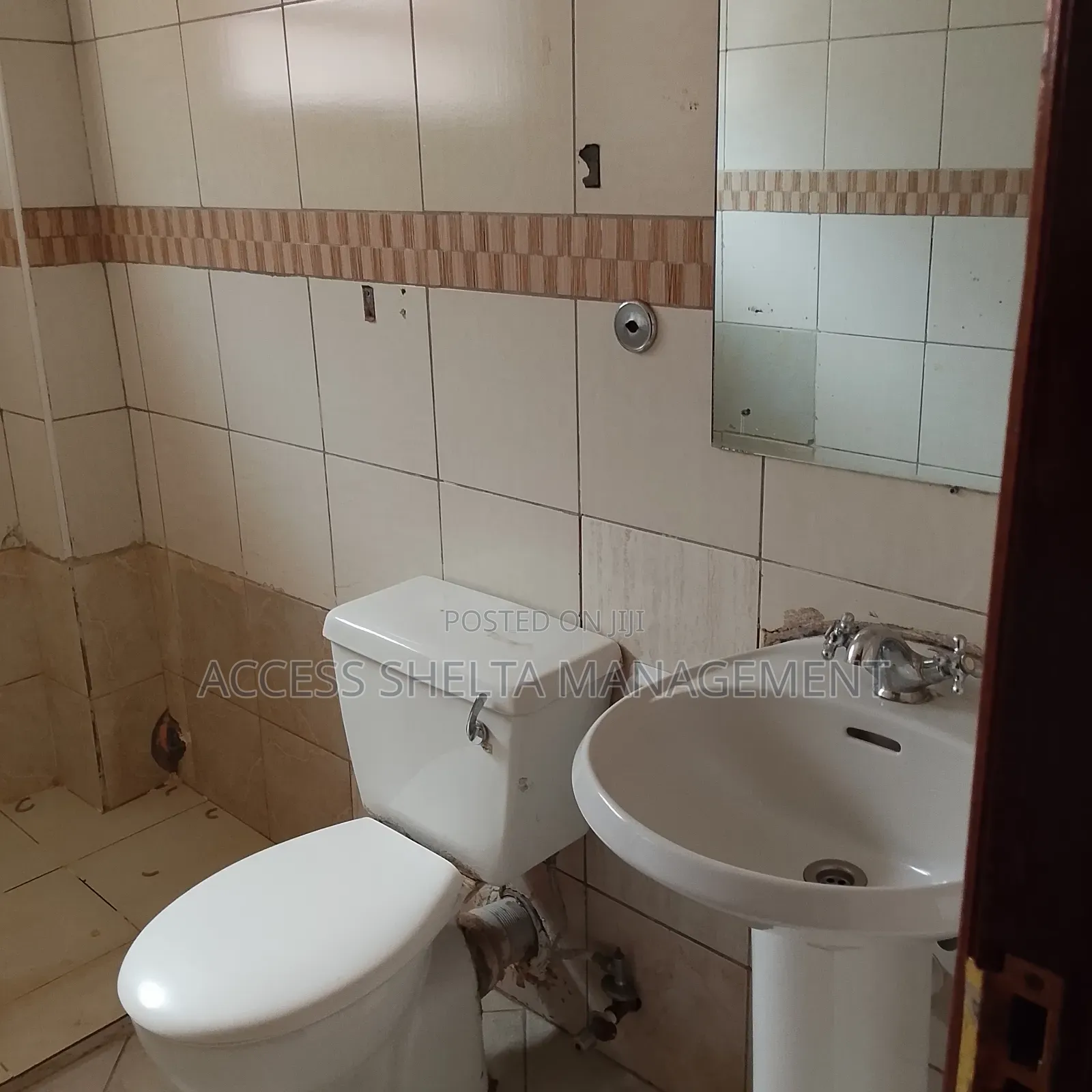 3bdrm Apartment in Denis Pritt Rd Near, Nairobi Central for rent