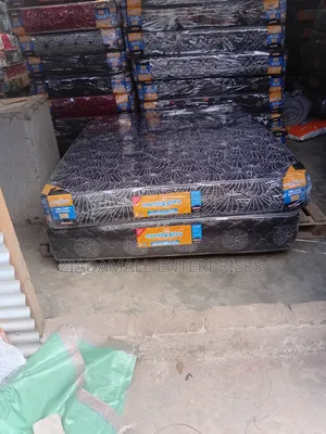 4 by 6,6inches Plain Superfoam Mattress