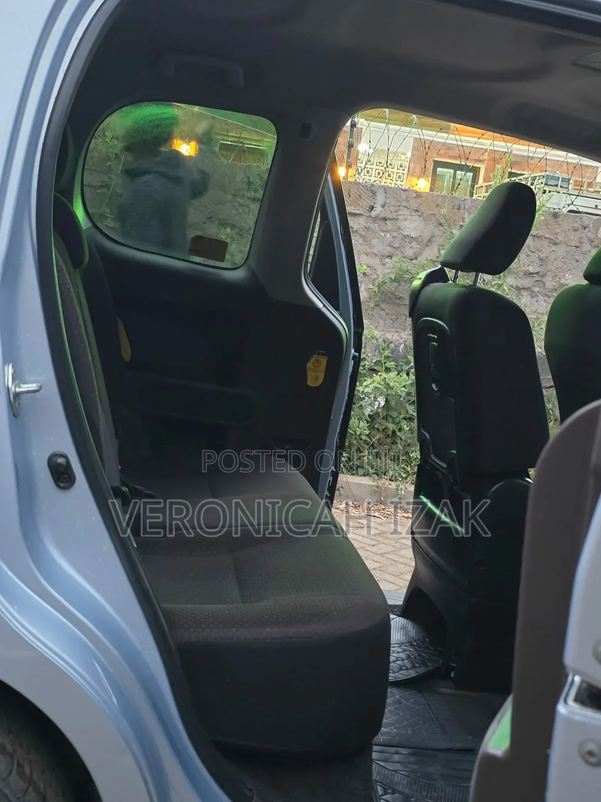 Toyota Spade 2014 Silver