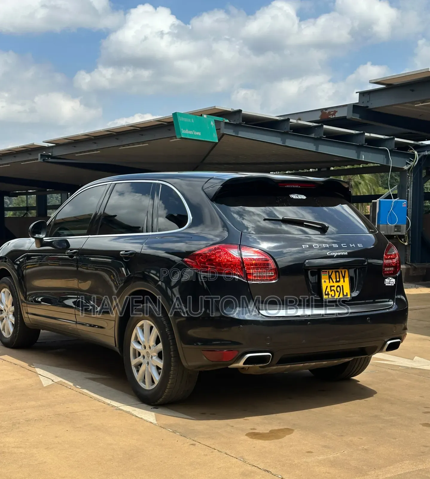 Porsche Cayenne 2014 Black