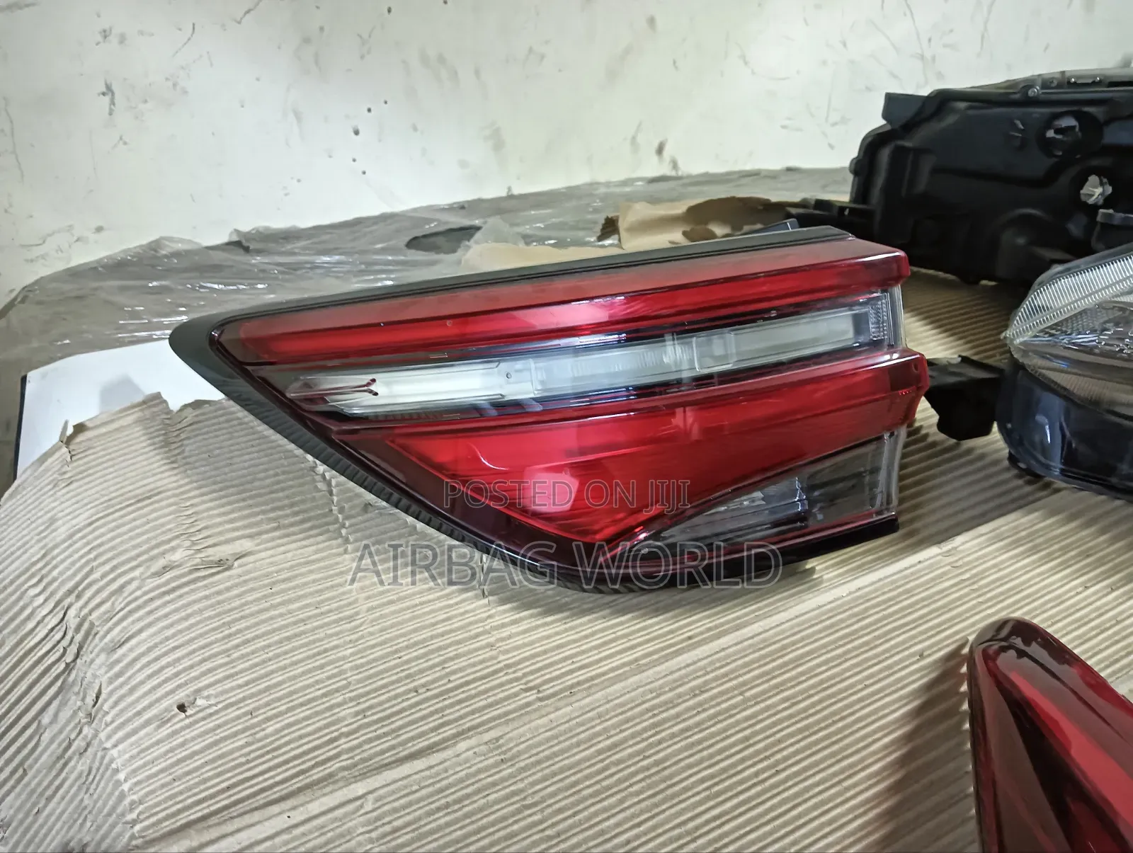 Taillight Toyota Fortuner Left