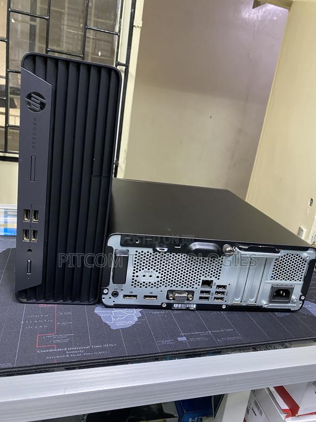 Desktop Computer HP 8GB AMD Ryzen 5 SSD 256GB