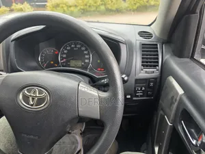 Toyota Rush 2011 White
