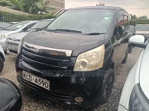 Toyota Noah 2008 Black
