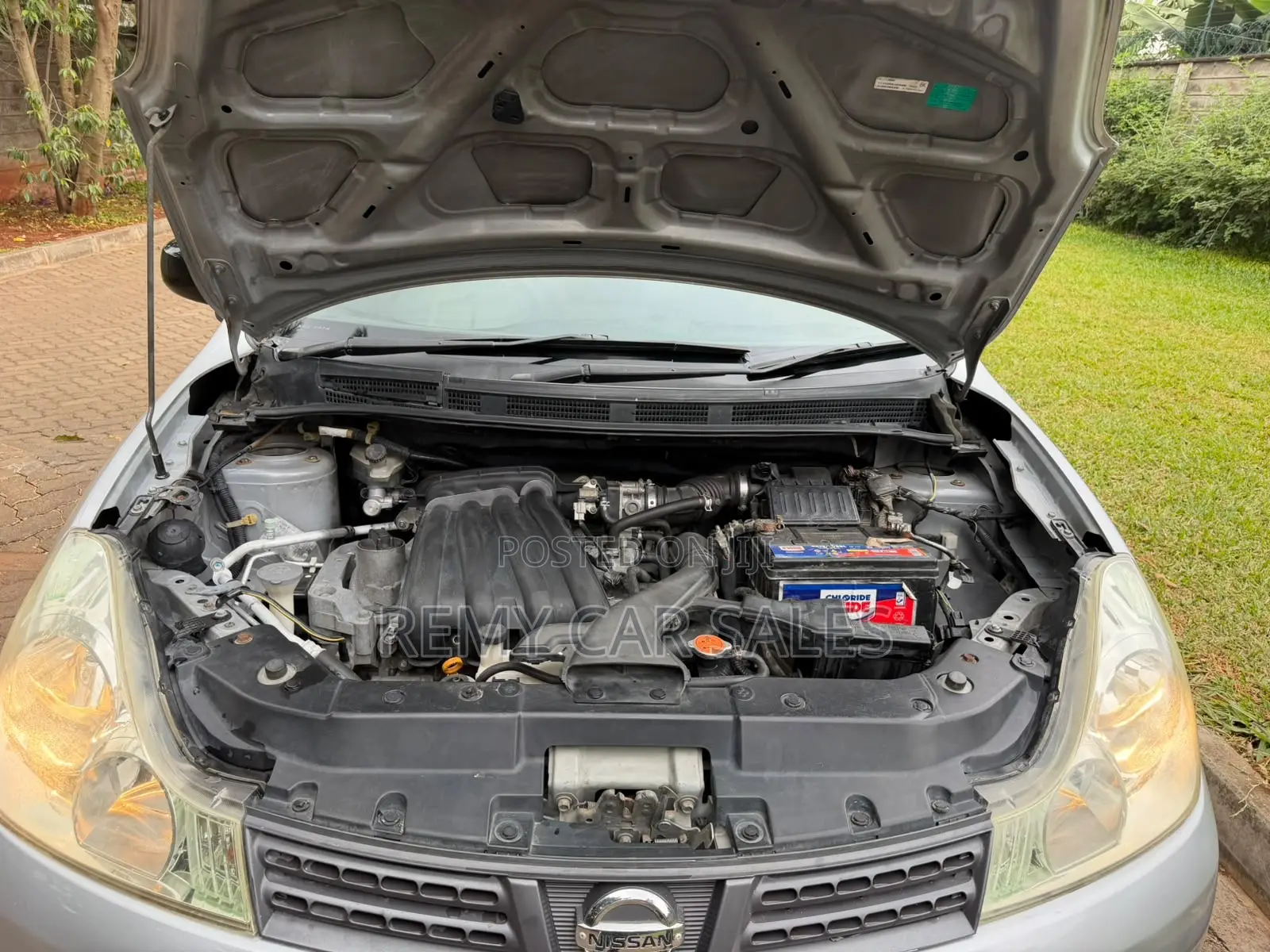 Nissan Wingroad 2013 Silver