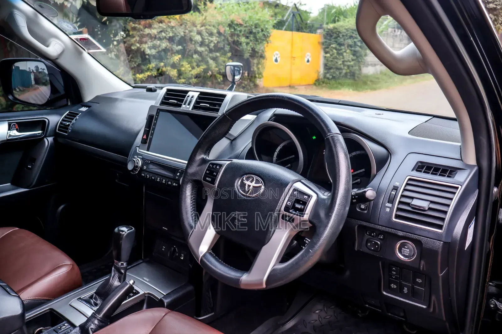 Toyota Land Cruiser Prado 2017 Black