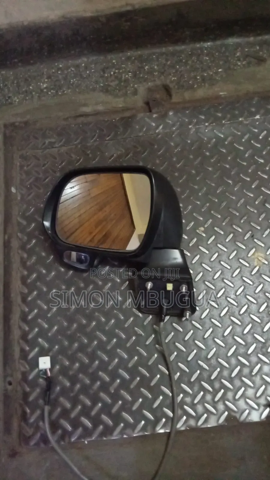 Toyota Noah 2010 Side Mirror