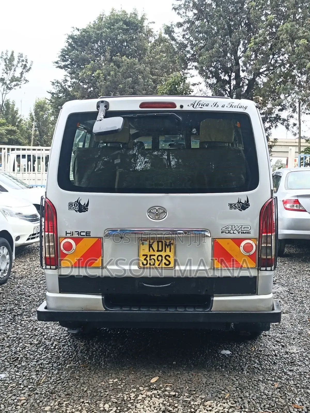 Toyota HiAce 2016 Silver
