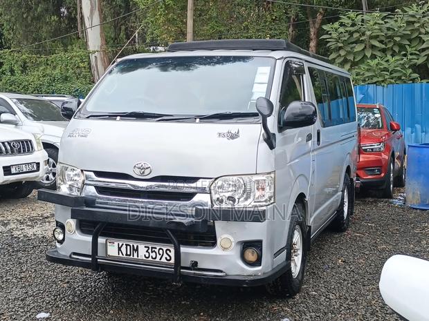 Toyota HiAce 2016 Silver - thumbnail 5