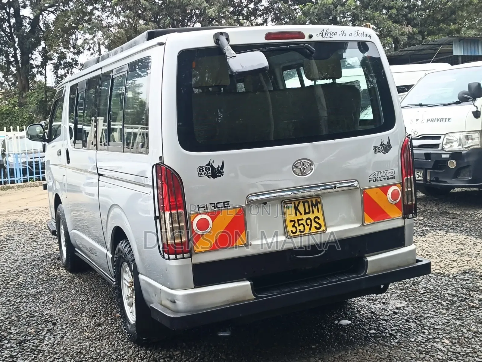 Toyota HiAce 2016 Silver
