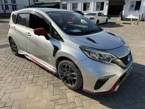 Nissan Note 2019 Silver