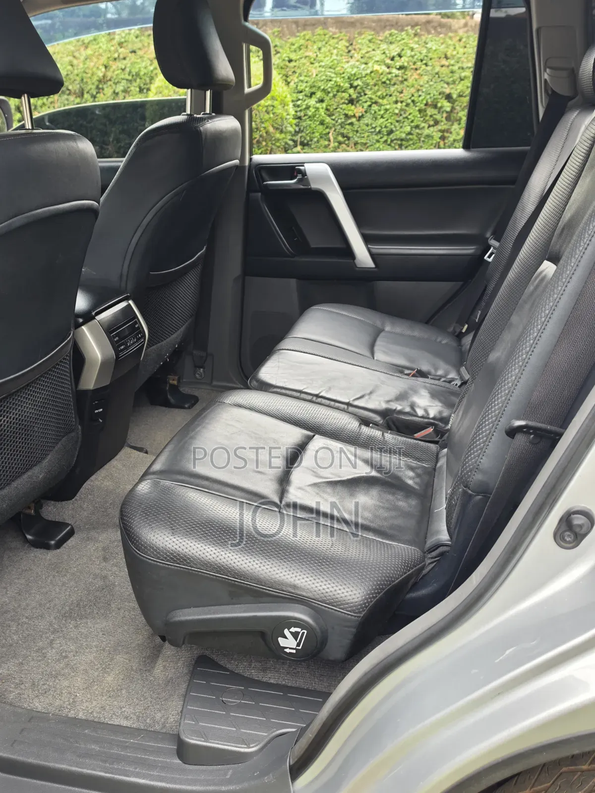 Toyota Land Cruiser Prado 2012 Silver