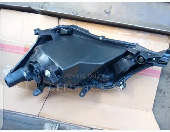 Toyota Fielder/Axio 161 (2012-2014) Non Xenon Headlight